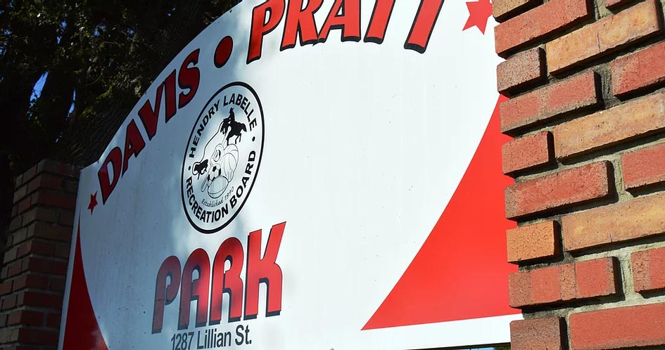 Davis Pratt Park sign
